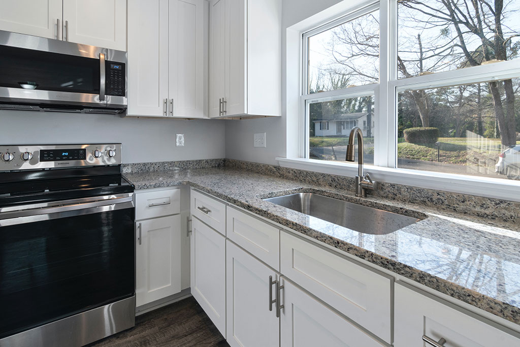 Granite vs Quartz Counter top Which is ideal for your kitchen